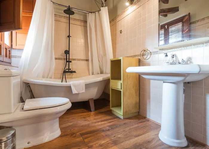 ático Abuhardillado Cerca De La Catedral By Ap * Toledo