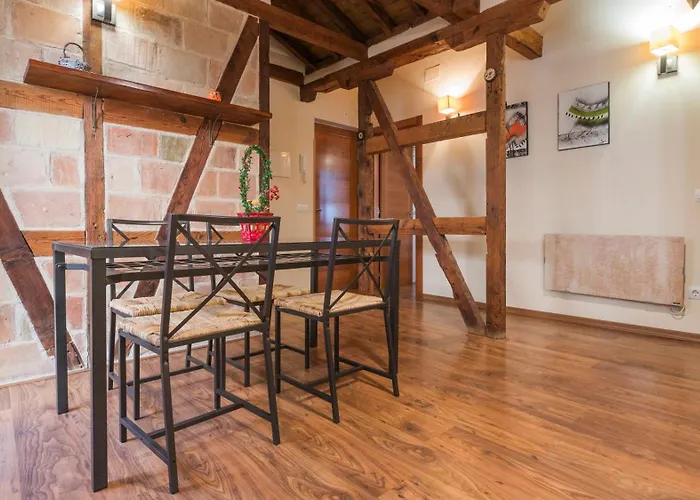 ático Abuhardillado Cerca De La Catedral By Ap